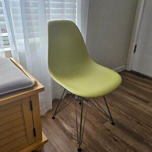 Authentic Eames Molded Plastic Side Chair
